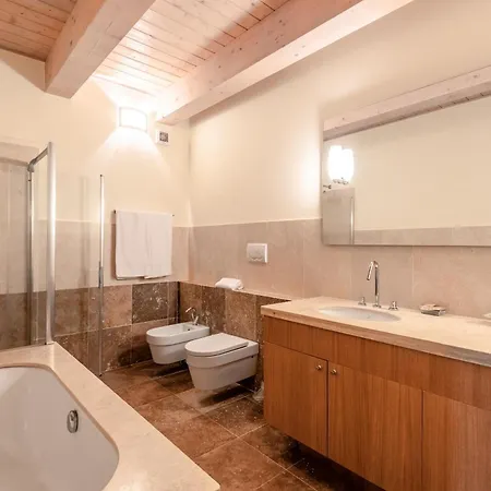 Aquila Vila