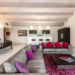 فيلة Aquila تريكواندا